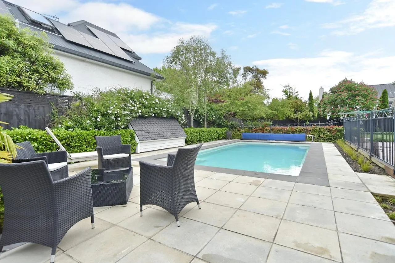 Retreat Villa - Christchurch Holiday Homes Новая Зеландия