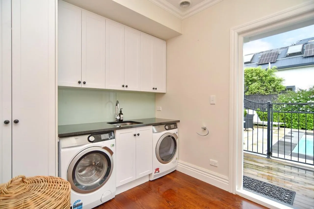 Retreat Villa - Christchurch Holiday Homes Новая Зеландия